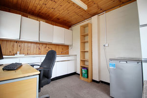 Photo 1- click for photo gallery